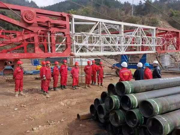 湖北盐井卤水井钻井施工