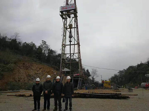 湖北煤层气瓦斯钻井